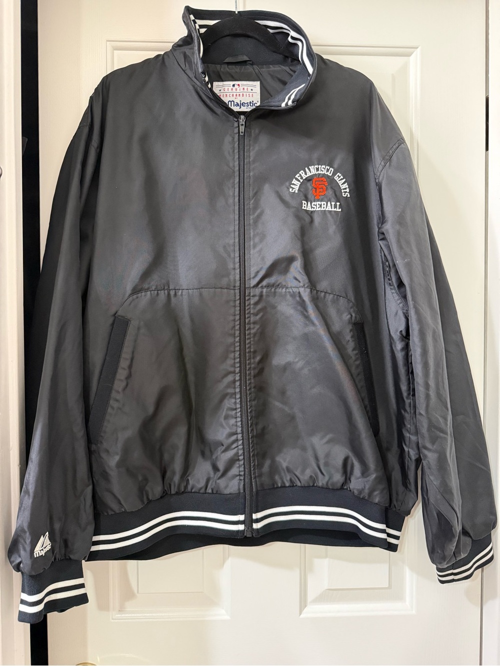 Majestic Black San Francisco Giants Bomber Jacket with Orange Logo -XL